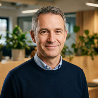 James Mitchell, Directeur général de Valsillage